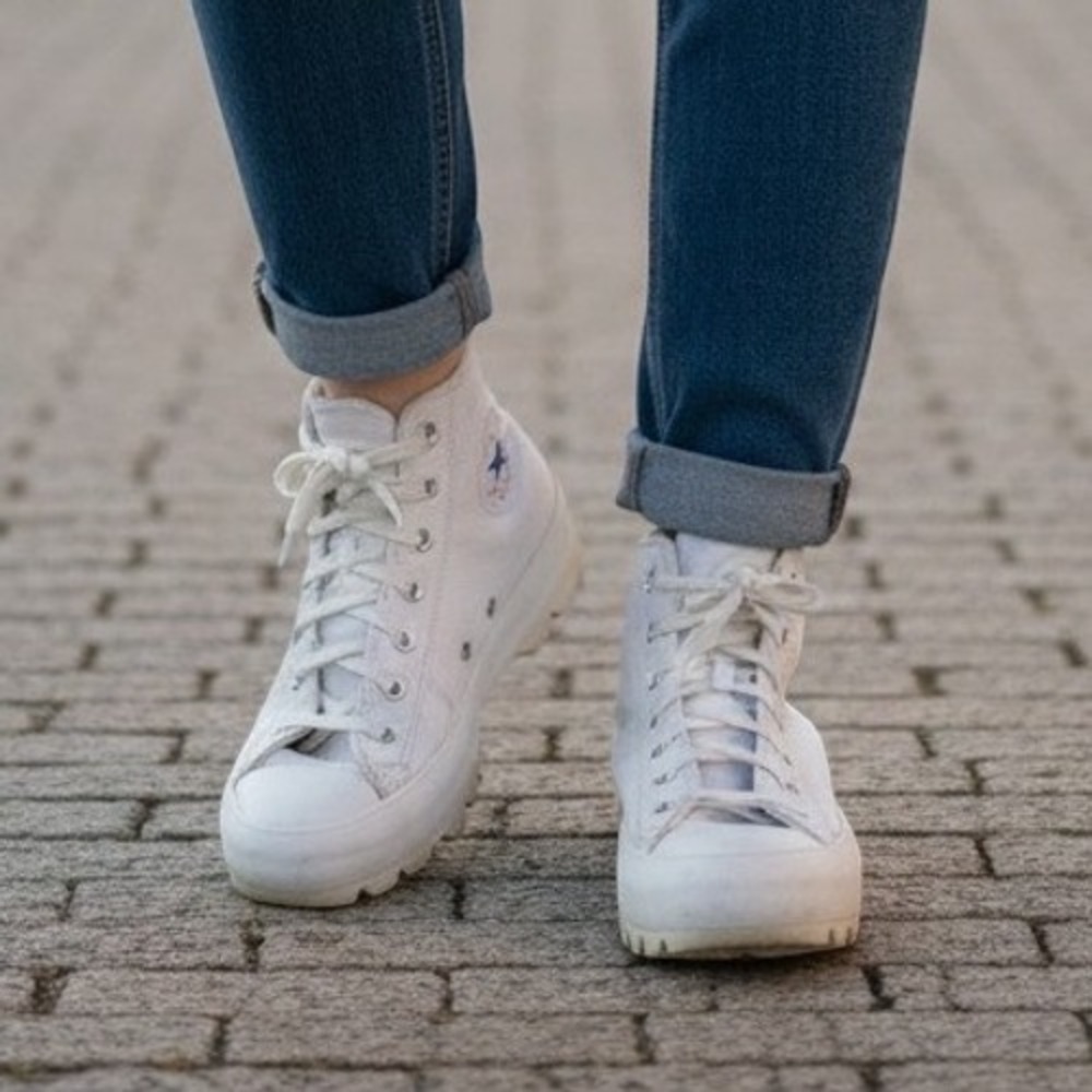 Converse Chuck Taylor All Star Lugged High Top White Leather Platform 567165C 8